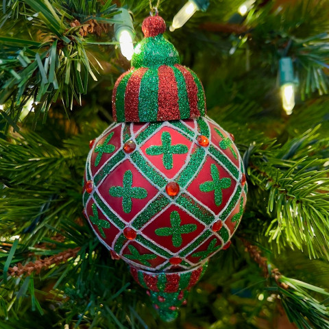 Игрушка в виде капли зелёно-красная 